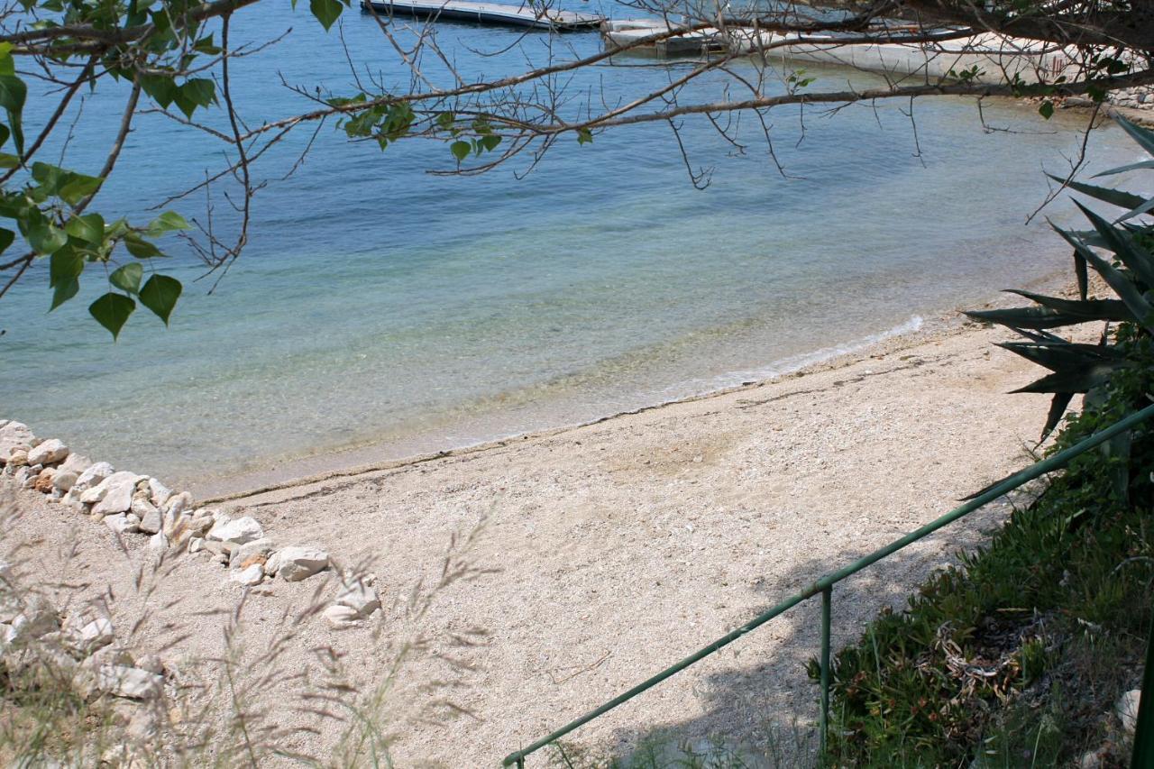 Apartments And Rooms By The Sea Supetarska Draga - Gornja, Rab - 11579 Luaran gambar