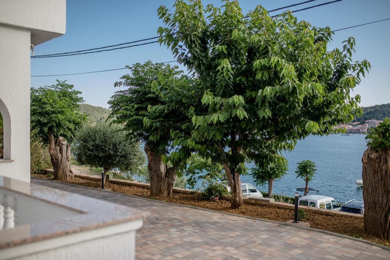 Apartments And Rooms By The Sea Supetarska Draga - Gornja, Rab - 11579 Luaran gambar