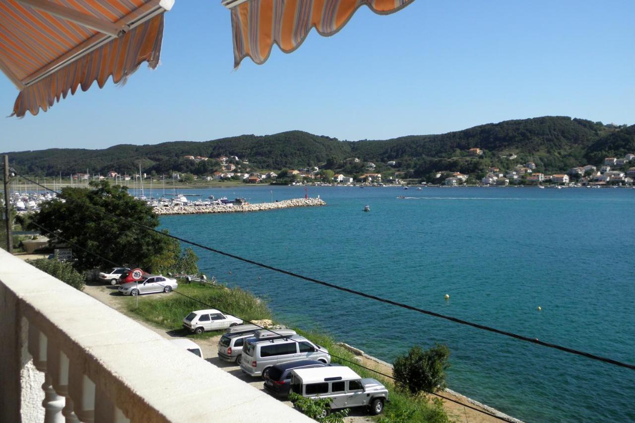 Apartments And Rooms By The Sea Supetarska Draga - Gornja, Rab - 11579 Luaran gambar
