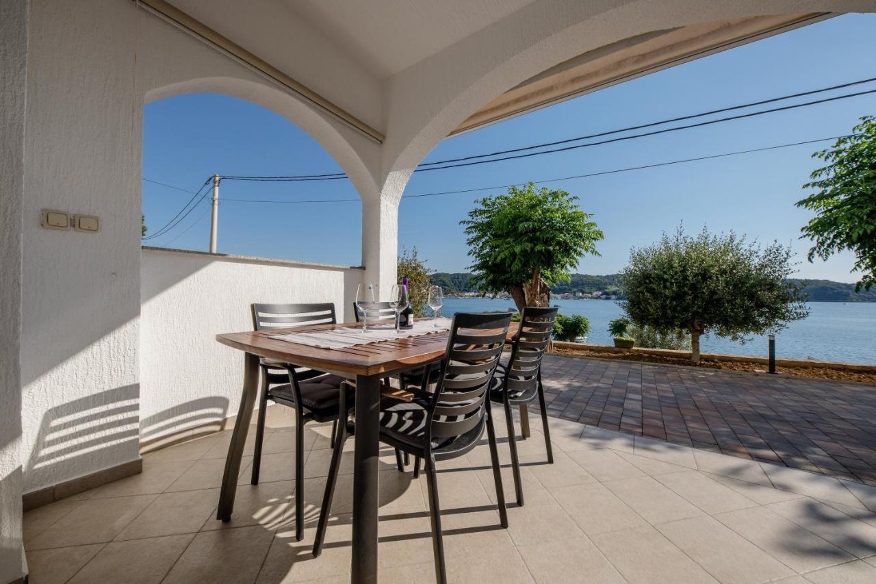 Apartments And Rooms By The Sea Supetarska Draga - Gornja, Rab - 11579 Luaran gambar