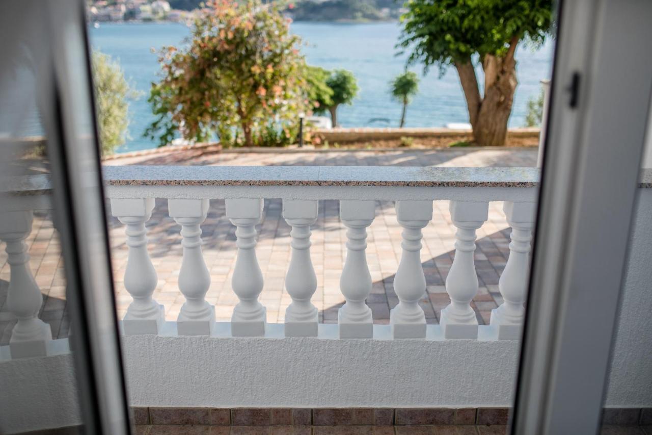 Apartments And Rooms By The Sea Supetarska Draga - Gornja, Rab - 11579 Luaran gambar